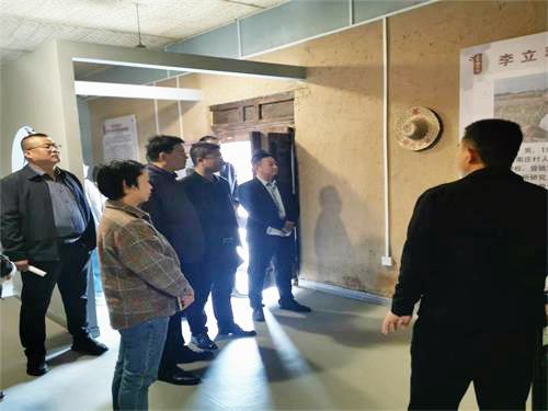 200956064lnb.jpg 200956064lnb.jpg