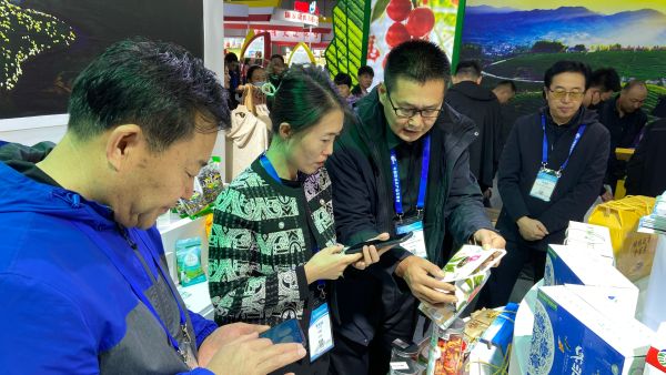我市地理标志农产品在第二十届中国国际农交会上受到青睐