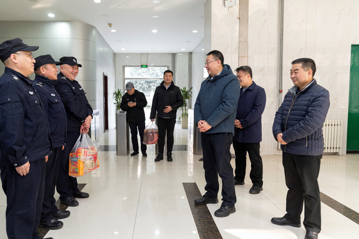 1tttyyyy.jpg 1tttyyyy.jpg