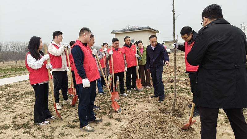 省自然资源资料档案馆党总支与省林草种质资源中心党总支联合开展“携手添新绿 共植同心林”植树活动2.png