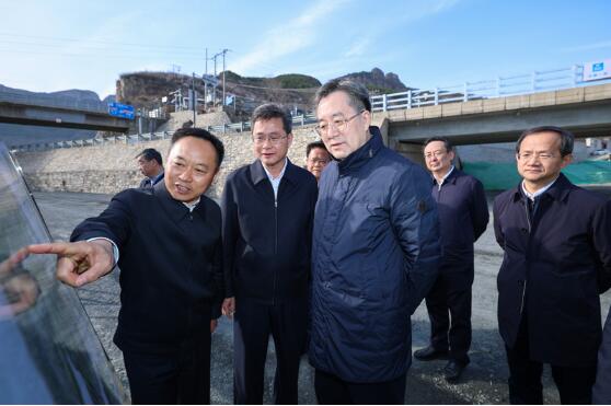丁薛祥在北京、河北调研并主持召开座谈会时强调：抓好增发国债项目实施和资金使用监管 着力打造民心工程优质工程廉洁工程