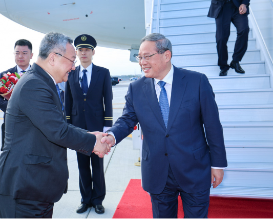 李强赴纽约出席第80届联合国大会一般性辩论及相关高级别活动 李强赴纽约出席第80届联合国大会一般性辩论及相关高级别活动