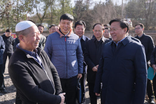 韩俊在甘肃调研时强调 持续巩固拓展脱贫攻坚成果 培育壮大乡村特色产业3