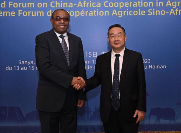 唐仁健分别会见南苏丹农业与粮食安全部部长3